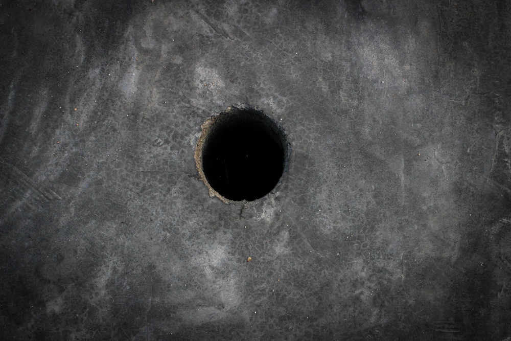 sonhar com buraco no chão