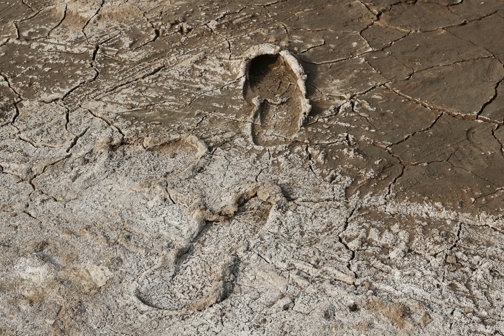 sonhar com chão de barro