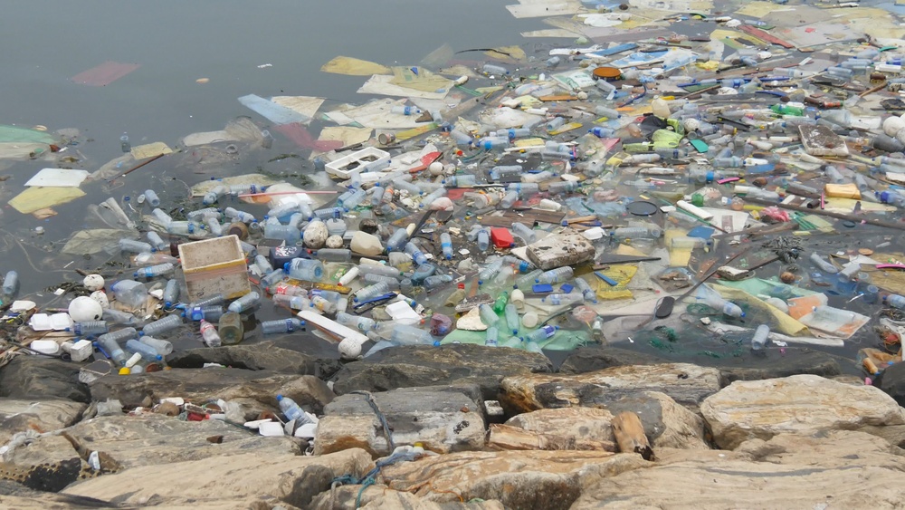 sonhar que vê um rio sujo