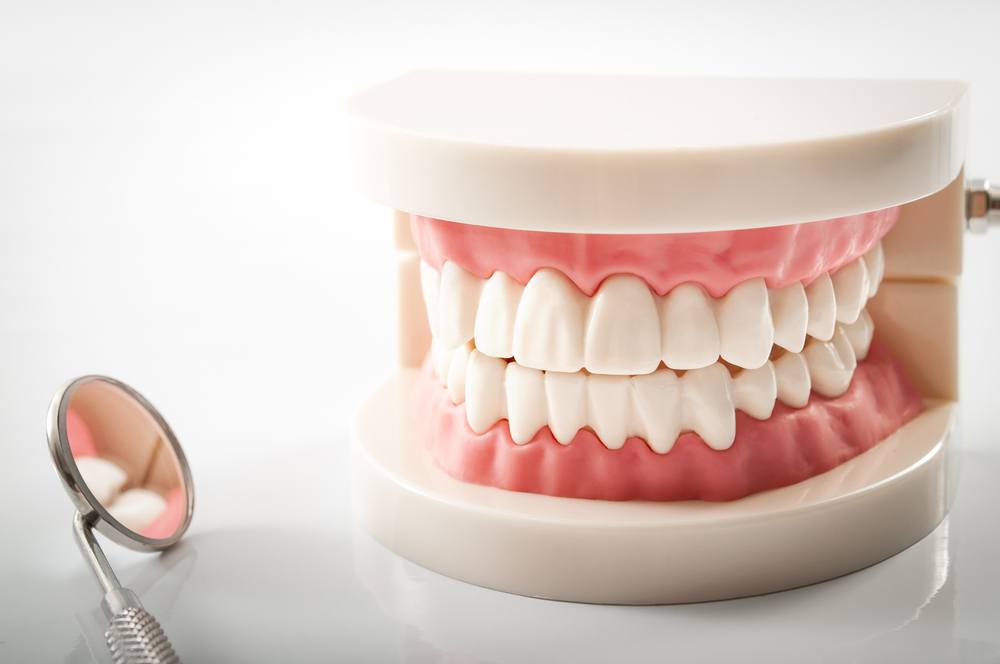 O que significa sonhar com dentadura?